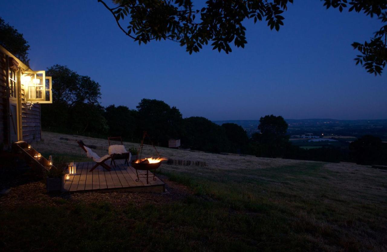 Tilbury Shepherd Huts With Hot Tubs Plus Holiday Cottages West Bagborough Экстерьер фото
